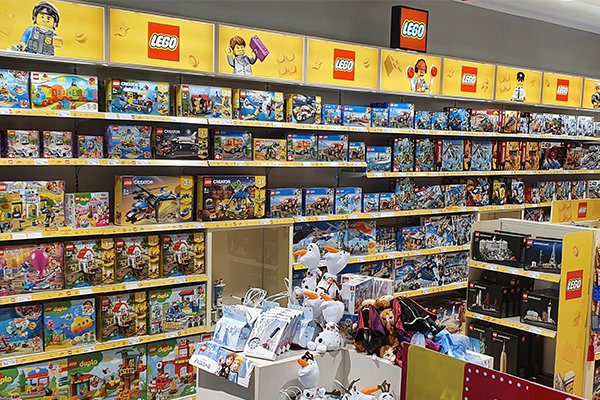 Relay - Edicola tabacchi & Lego® Store